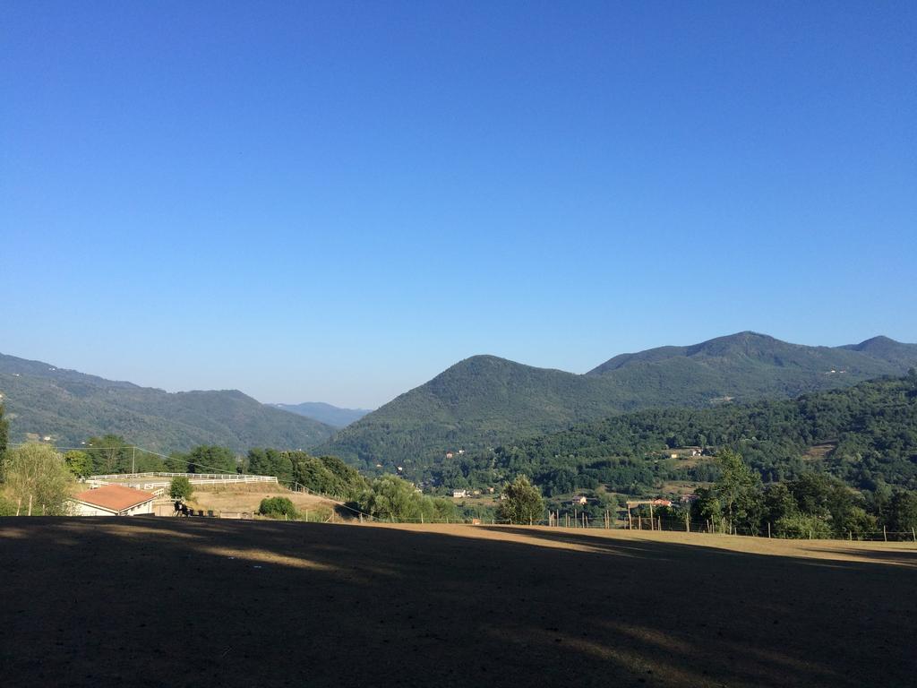 Agriturismo Dei Legi San Pietro Vara ภายนอก รูปภาพ
