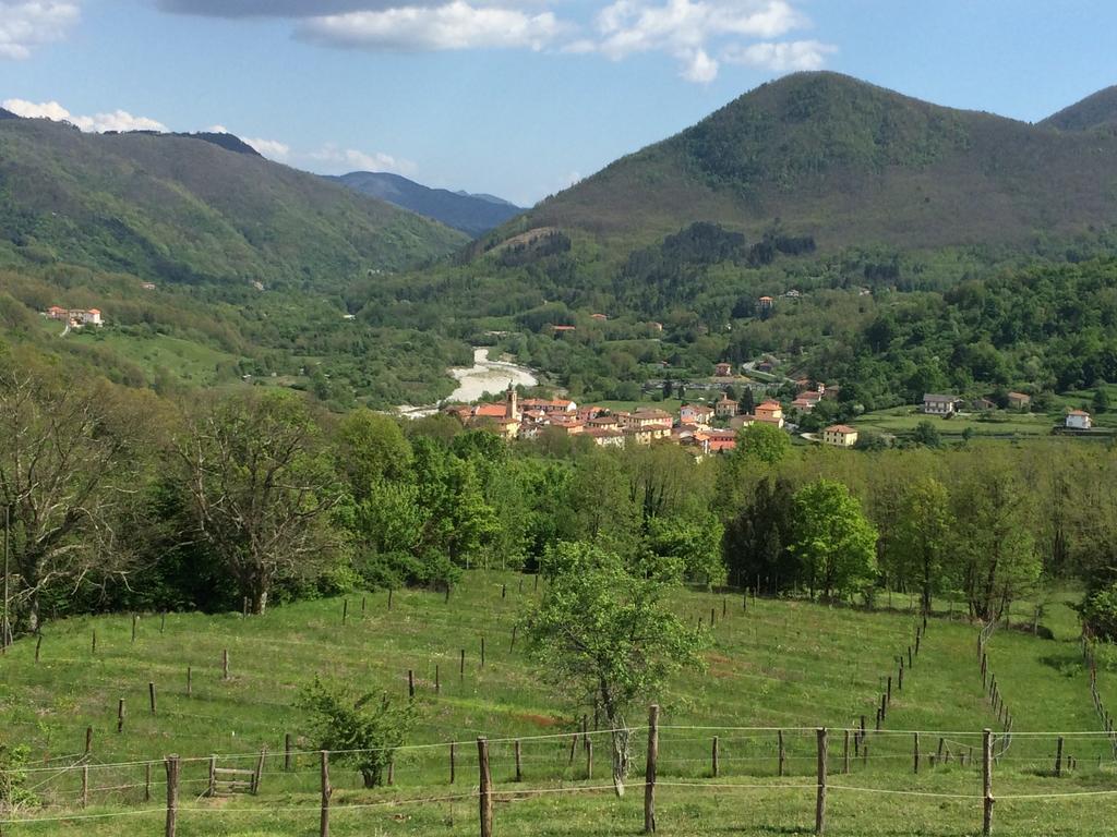 Agriturismo Dei Legi San Pietro Vara ภายนอก รูปภาพ