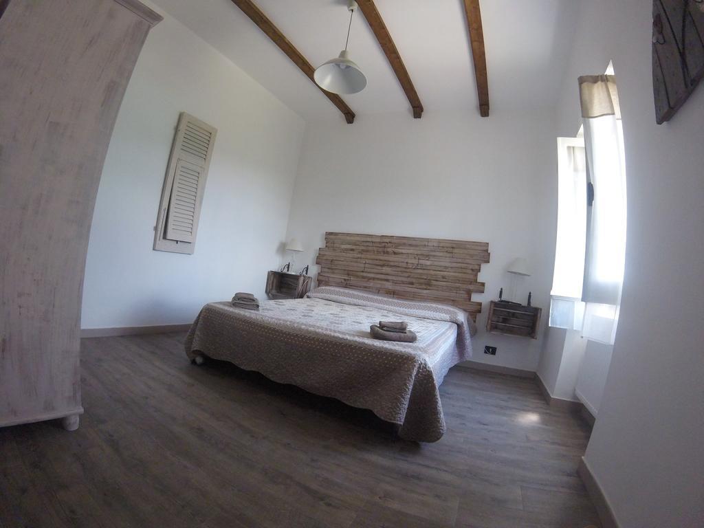 Agriturismo Dei Legi San Pietro Vara ภายนอก รูปภาพ