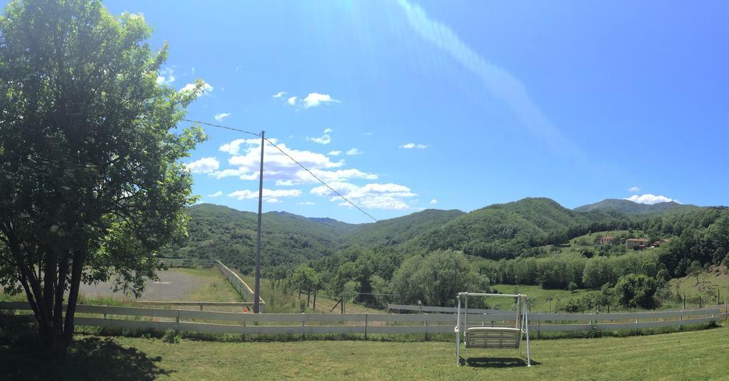 Agriturismo Dei Legi San Pietro Vara ภายนอก รูปภาพ